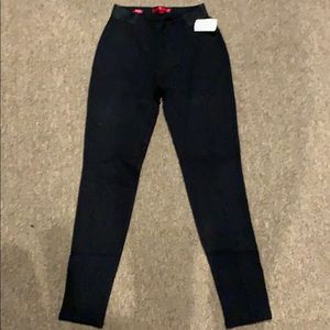 Jennifer Lopez Black thick leggings